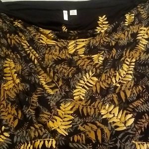 Women blouse no sleeves beautiful gold leaves